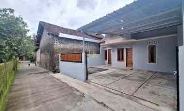 dijual rumah sindumartani kec ngemplak