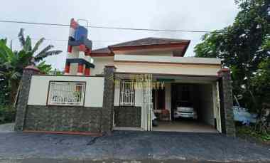 dijual rumah sitimulyo