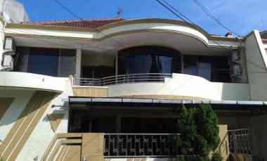 dijual rumah siwalankerto