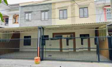 dijual rumah siwalankerto permai