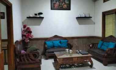 dijual rumah soekarno hatta