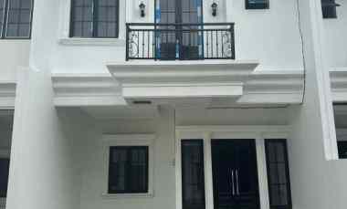 Rumah Baru 2 Lantai Strategis di Srengseng Sawah Jak Sel