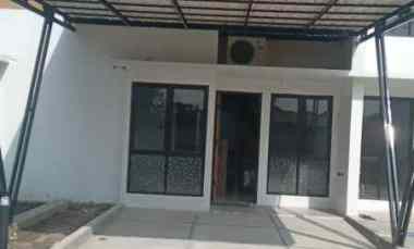 dijual rumah sriamur