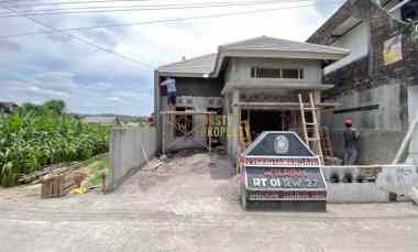 dijual rumah srimulyo piyungan bantul