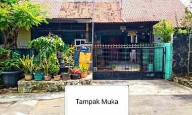 Dijual Rumah Strategis 5 Kamar di Klender