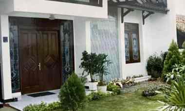dijual rumah strategis bandung