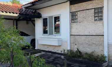 dijual rumah strategis bebas dari banji