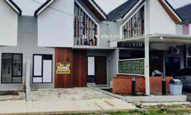 dijual rumah strategis di kota serang