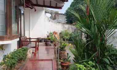 dijual rumah strategis di tanah kusir jakarta selatan