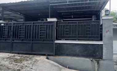 Dijual Rumah Strategis Pinggir Jalan Gemah