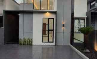 Rumah Cantik Design Modern dekat Kopi Klotok di Ngaglik