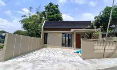 dijual rumah sukoharjo ngaglik sleman