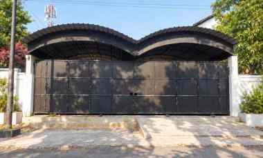 dijual rumah sukomanunggal jaya