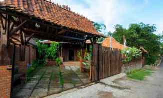 Rumah Homestay Klasik Dijual Jogja Moyudan Sleman.SENI Furnished AYO