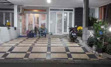 Dijual Rumah dekat Mall Summarecon Bekasi Cluster Maple