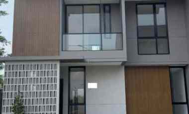 dijual rumah summarecon crown bekasi