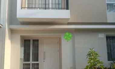 dijual rumah summarecon makassar