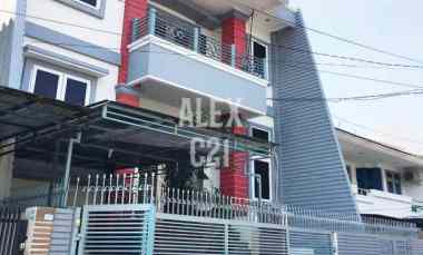 Jual Rumah Full Furnished 3 Lantai 14 Kamar Tidur di Sunter Mas, Jakut