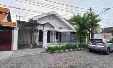 dijual rumah sutorejo