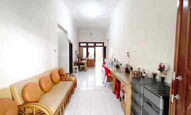 Rumah Dijual di Sutorejo