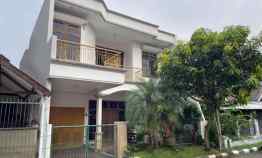 dijual rumah sutorejo prima