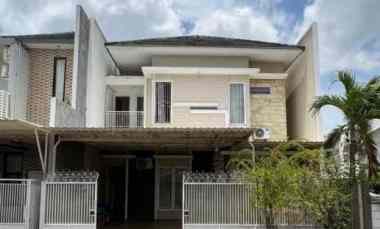 dijual rumah sutorejo utara