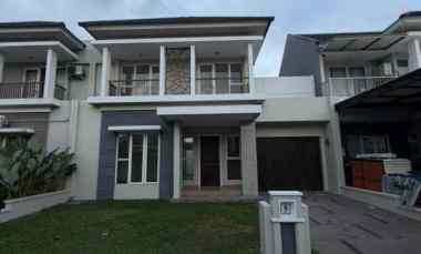 dijual rumah suvarna sutera tangerang