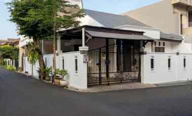 dijual rumah taman buaran