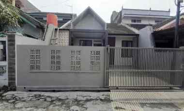 dijual rumah taman cibaduyut indah bandung