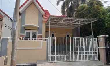 dijual rumah taman harapan baru