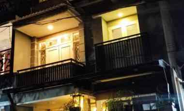 dijual rumah taman harapan baru