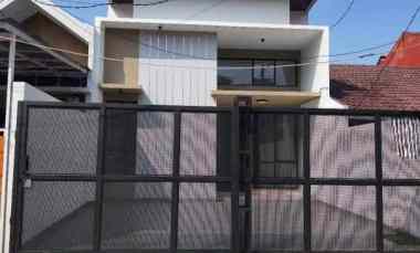 dijual rumah taman harapan baru kota