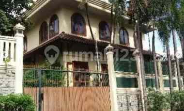 dijual rumah taman kebon jeruk jakarta