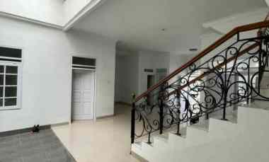dijual rumah taman kopo indah 2