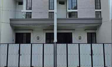 Rumah Baru Mewah 1M-an Taman Pondok Indah, 30mtr dari Raya Wiyung