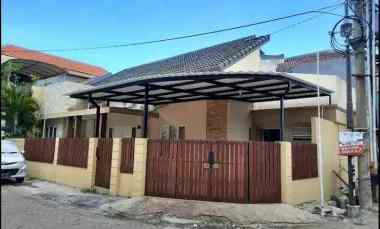 dijual rumah taman pondok indah surabaya
