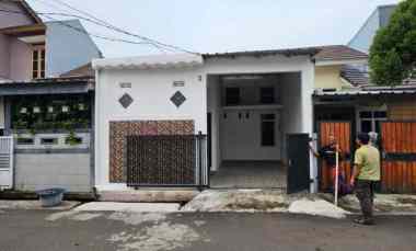 dijual rumah taman puri cendana tambun