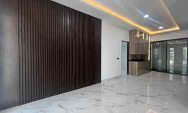 dijual rumah taman puspa raya