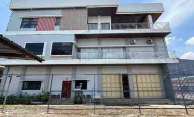 Jual Rumah dengan Bangunan Tanah Kosong di Taman Rahayu, Setu, Bekasi