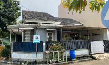 dijual rumah taman royal 3 cluster