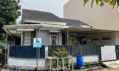 dijual rumah taman royal 3 cluster