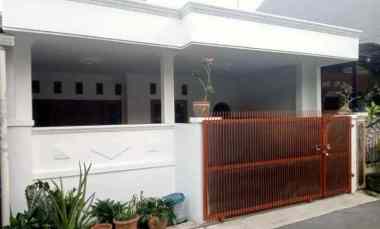 dijual rumah taman wisma asri