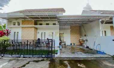 dijual rumah tamanmartani