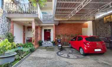 dijual rumah tambaksogra