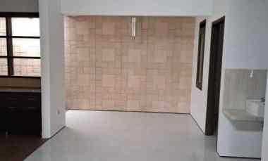 dijual rumah tatar banyak sumba