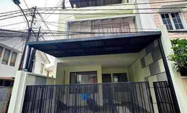 dijual rumah tebet