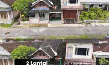 Rumah 2 Lantai Mangku Aspal Aspal di Berbah, Sleman. 300 meter Kantor