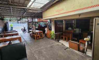 dijual rumah tempat usaha di karawitan