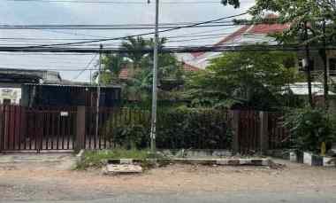 dijual rumah tenggilis