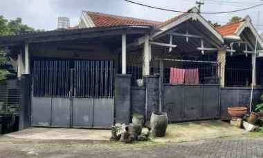 dijual rumah tenggilis